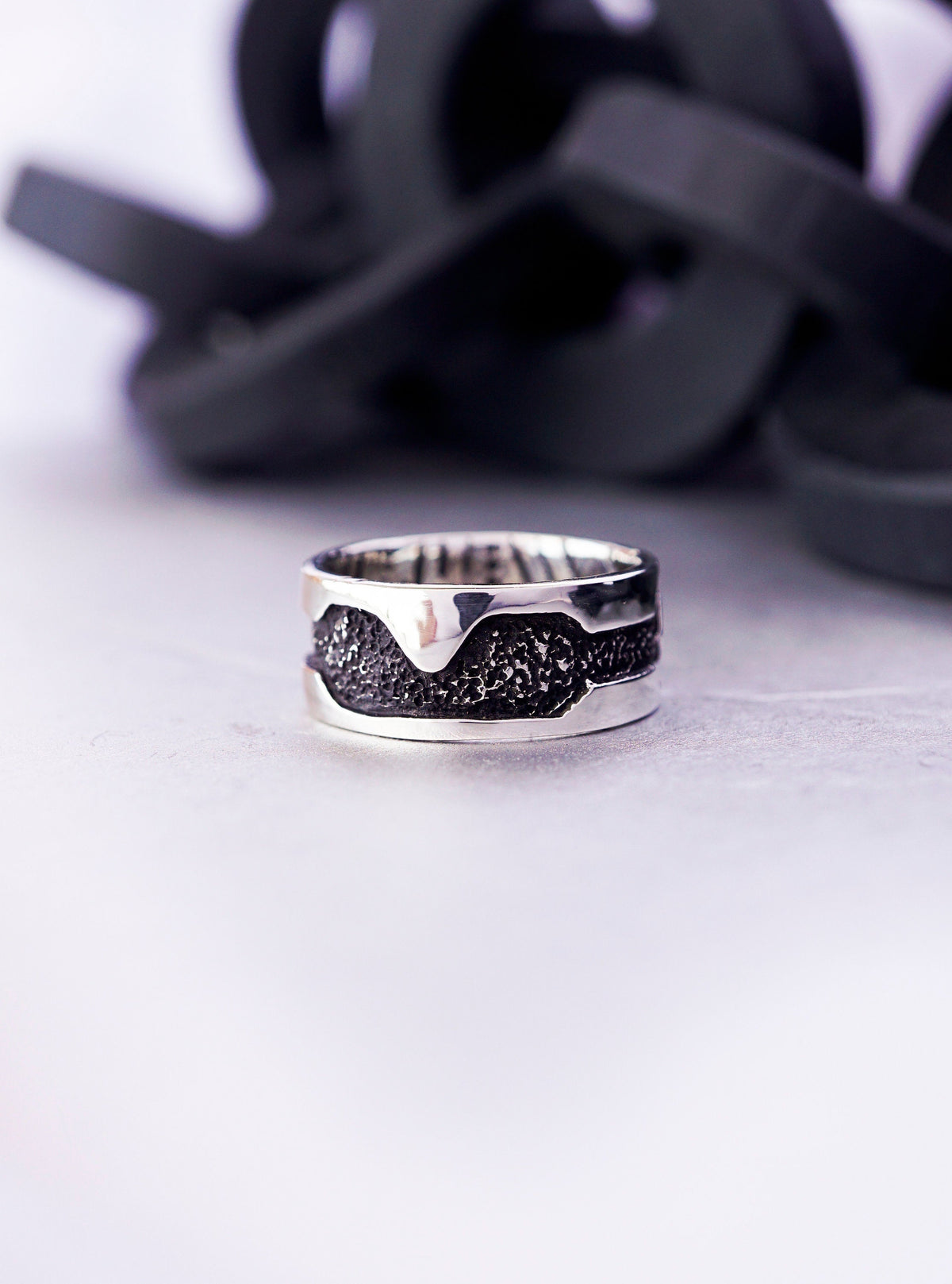 ARCTUR | Men's Silver Labradorite Ring