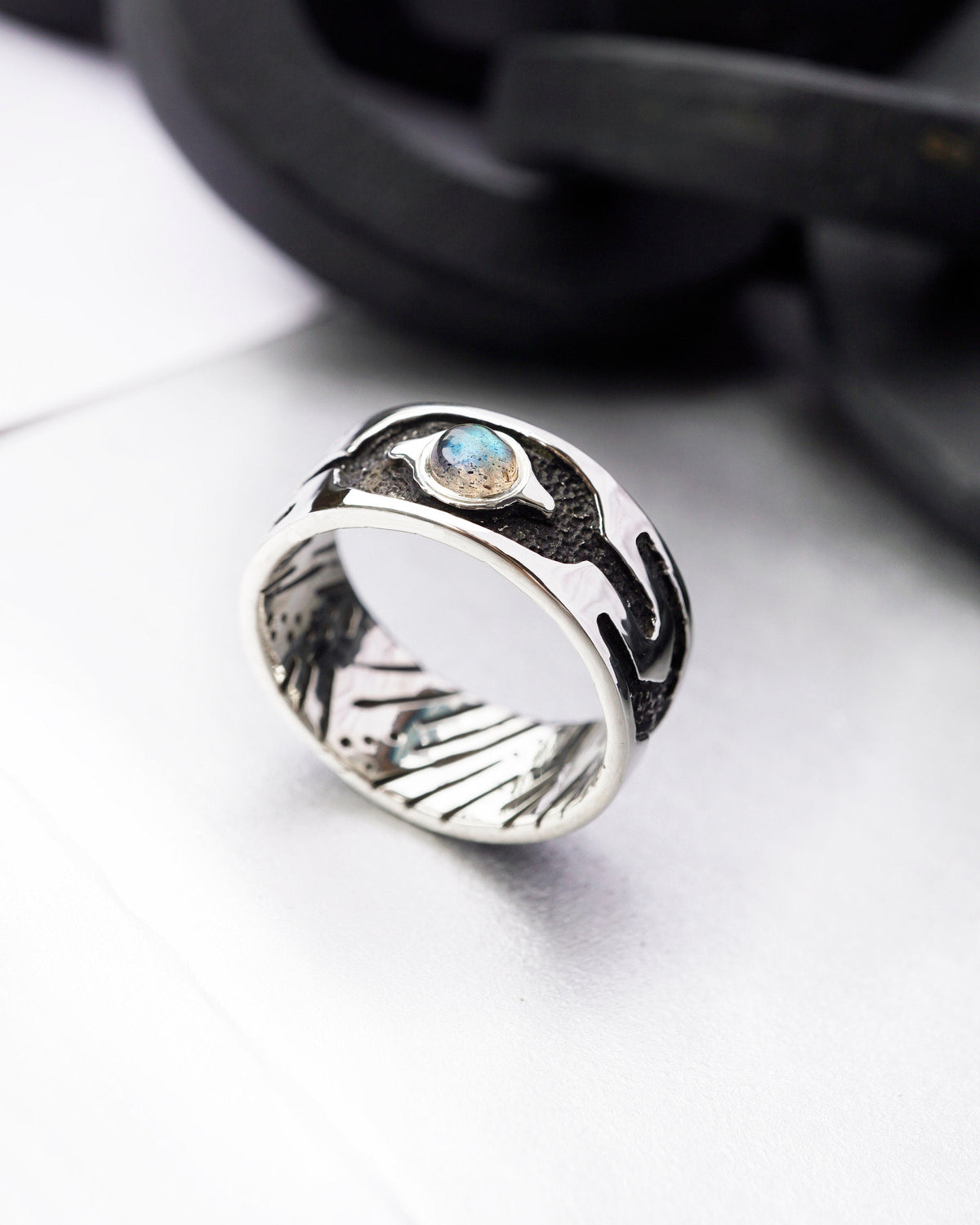 ARCTUR | Men's Silver Labradorite Ring