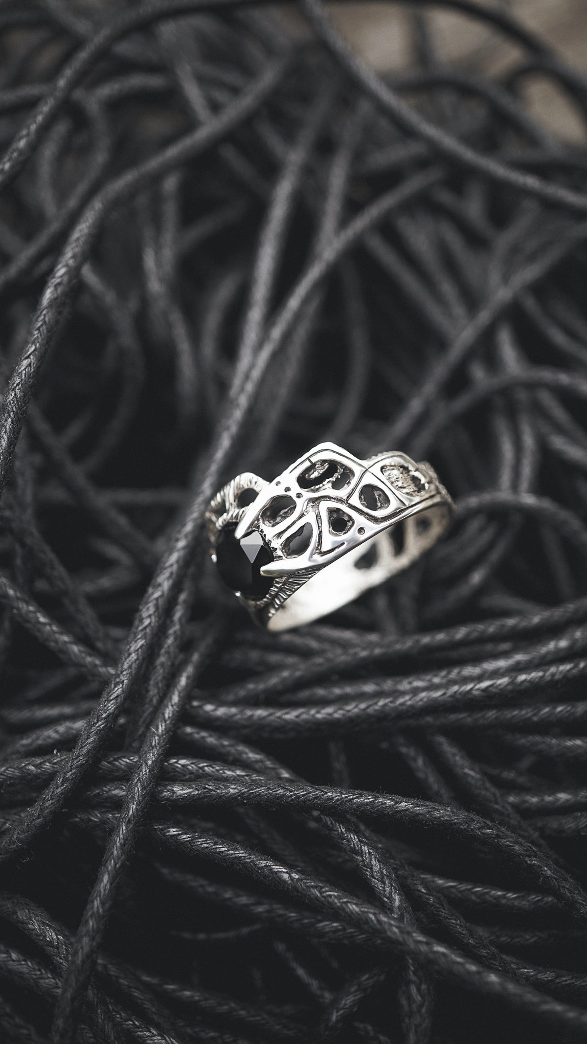 INTERFLOW | Black Onyx Men's Ring